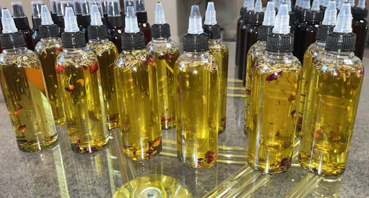 Strengthening & Moisturizing Oil: Fenugreek & Nettle Leaf Fusion 4.oz